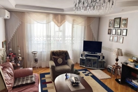 Квартира, 3 комнаты, 88.4 м²